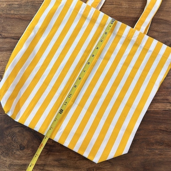 ERES Tote Bag in Passion Stripe - Picture 6 of 9